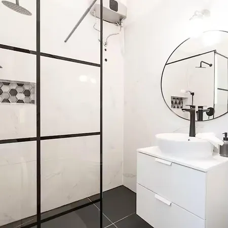 Apartman Designer Two Bedroom *