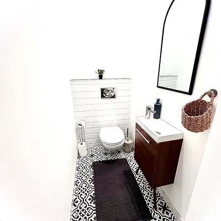Designer Two Bedroom Apartman Budapest
