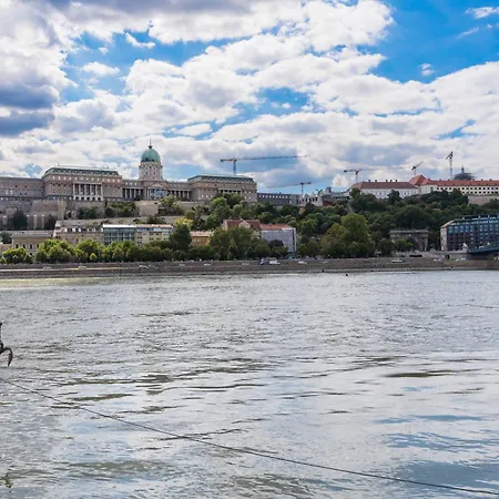 Designer Two Bedroom Apartman Budapest