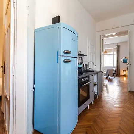 Designer Two Bedroom Appartement Boedapest